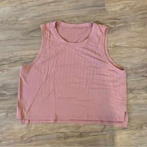 Lululemon train to be tank